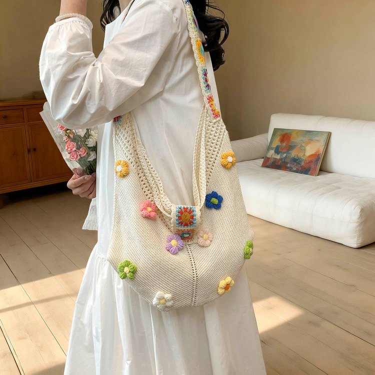 Women's Woven Straw Bag with Magnetic Closure - Summer 2026 - Off-White,Khaki - One Size - Image 4