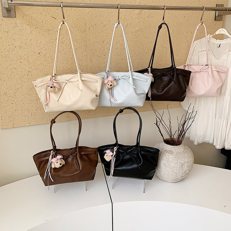 Women's Single Shoulder Crossbody Handbag Magnetic Closure Summer 2026