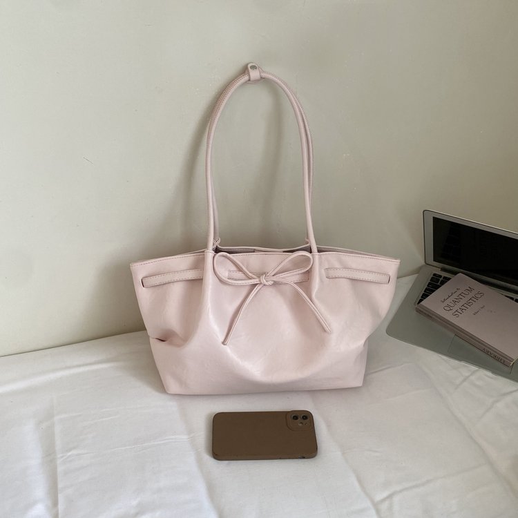 Women's Single Shoulder Crossbody Handbag Magnetic Closure Summer 2026 - Image 3