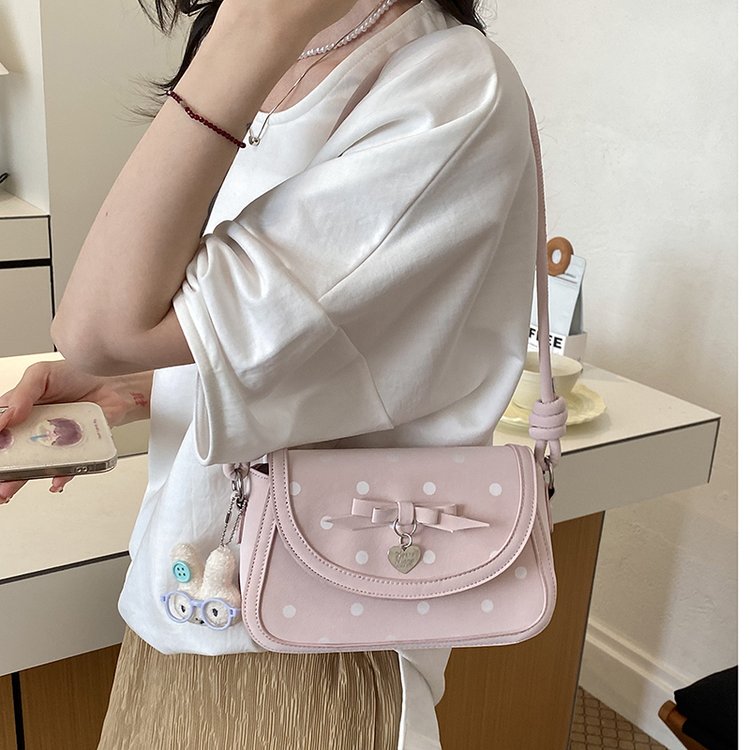 Women's Single Shoulder Crossbody Bag with Lock Closure - Summer 2026 Medium Size - Green,Black,Beige,Blue,Pink,Yellow - Medium - Image 4