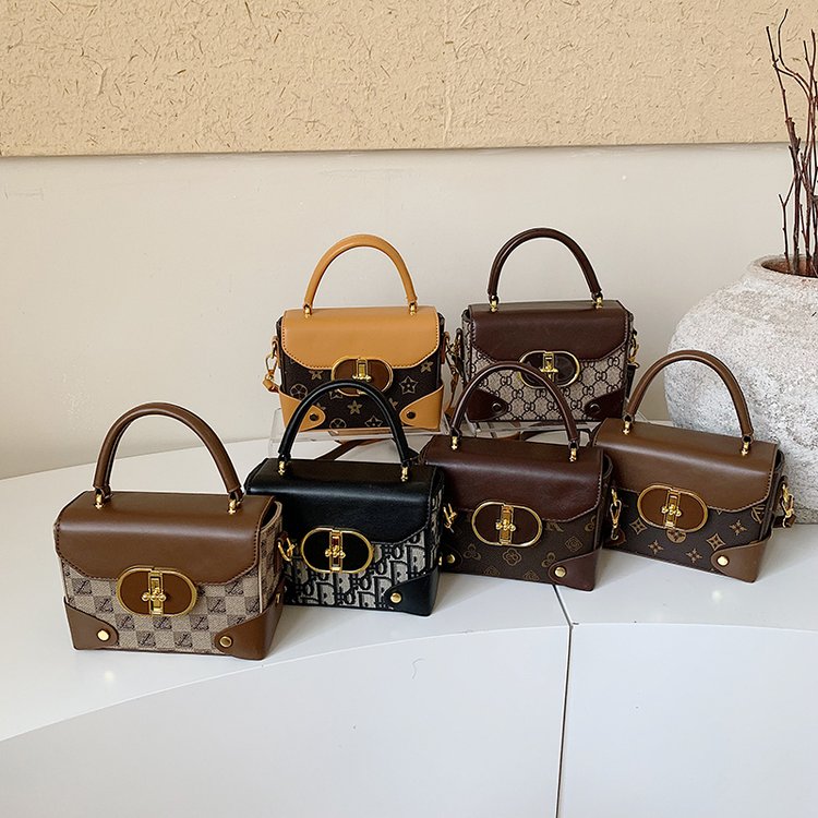 Women's Handbag Crossbody Bag with Lock Closure Summer 2026